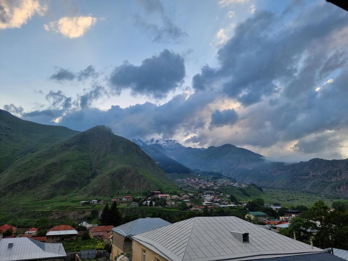 Hotel Sweet Night Kazbegi Eksteriør billede