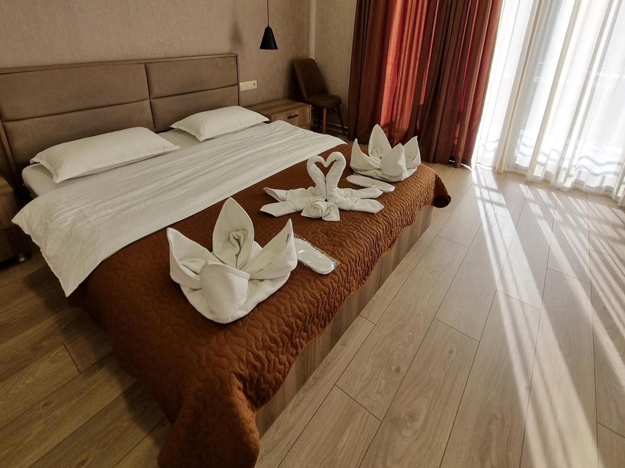 Hotel Sweet Night Kazbegi Eksteriør billede