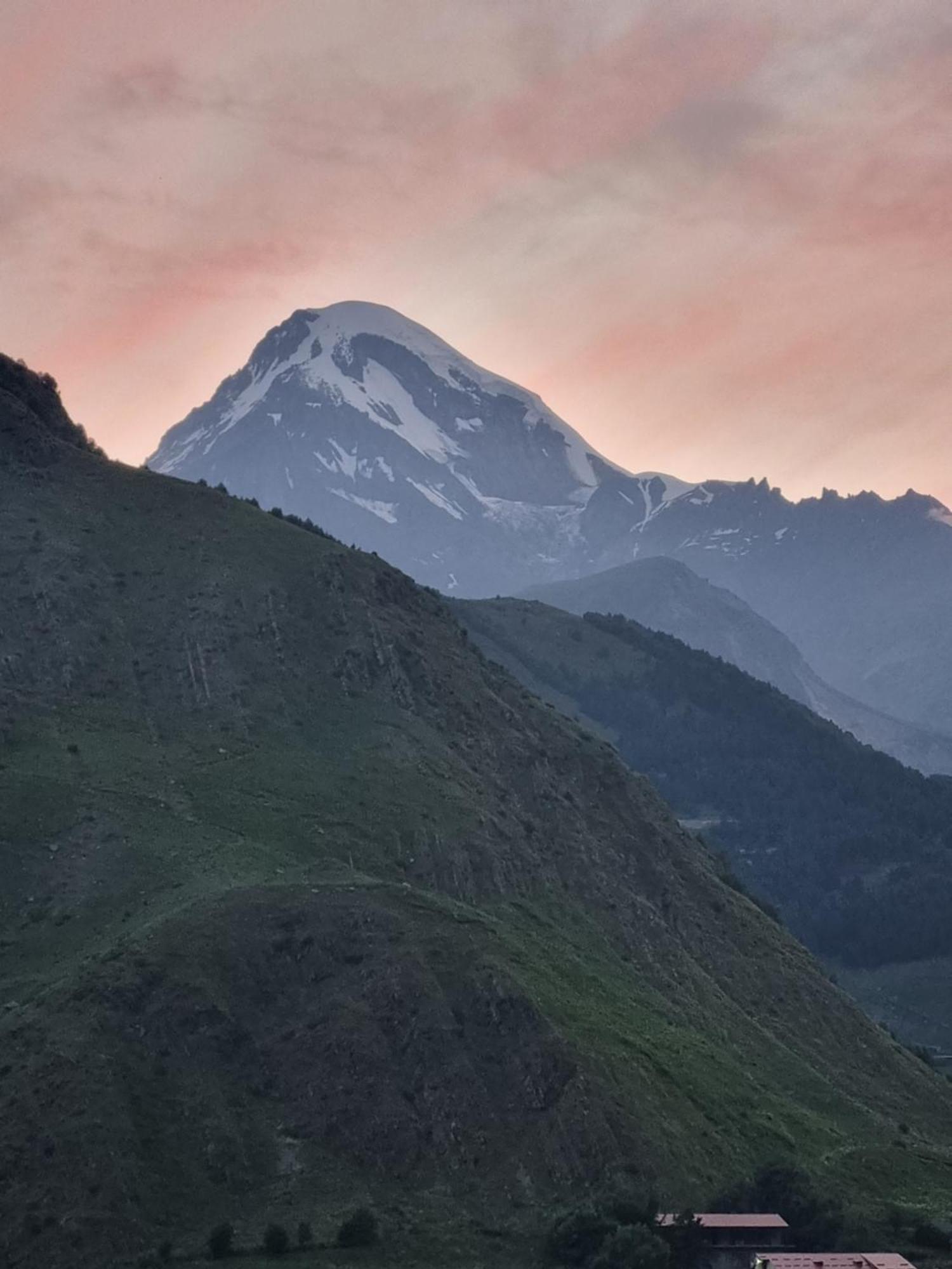 Hotel Sweet Night Kazbegi Værelse billede